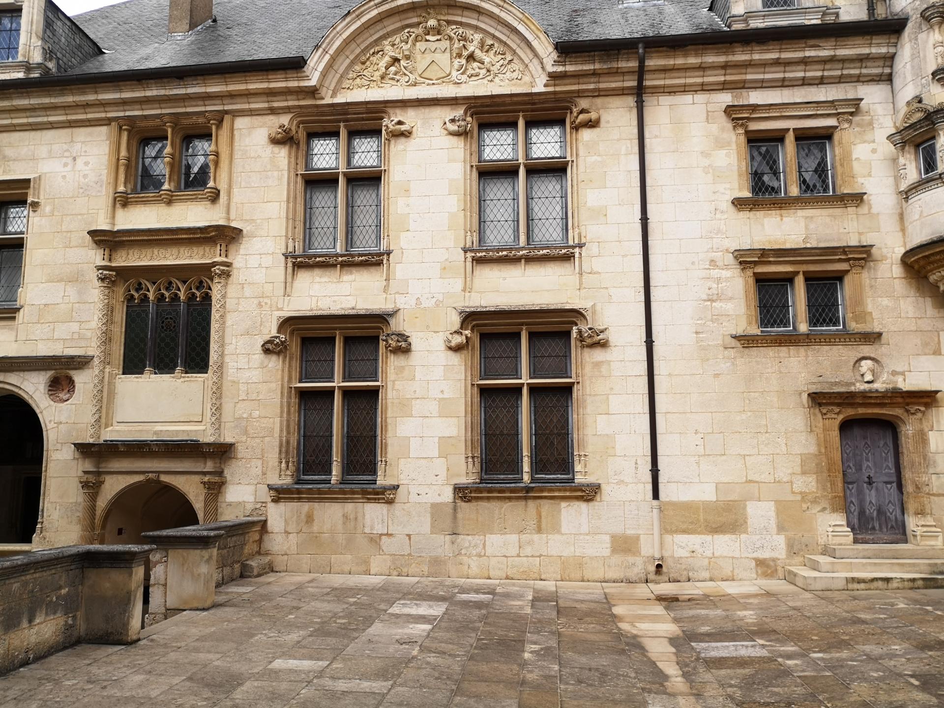 Lcoi entree facade 7